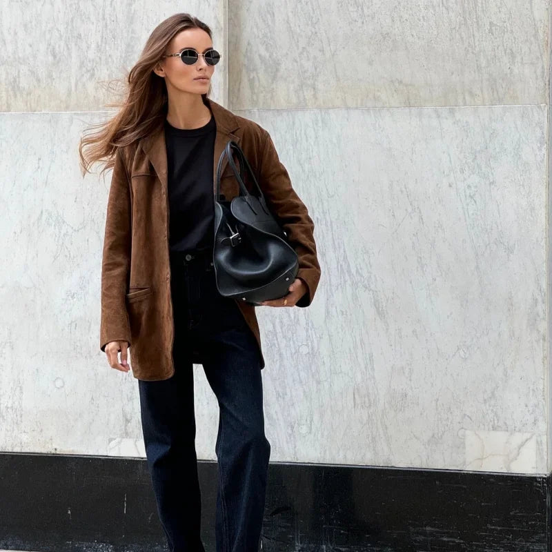 Molly - Blazer à revers en daim marron, chic et chaud