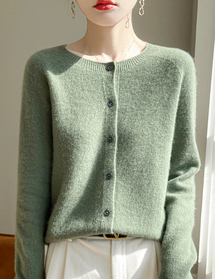 Bellatrix - Élégant cardigan en laine mérinos