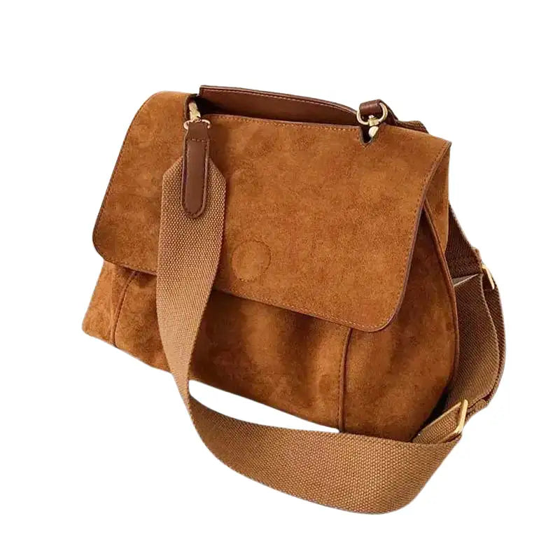 fabiola-sac-a-main-bandouliere-en-daim-marron-sac-a-main_e6596f84-26c3-4702-ac3b-af3887587708.webp