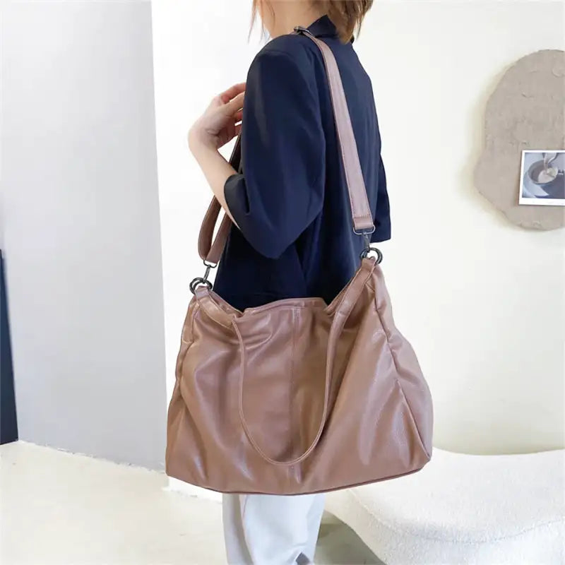 ines-sac-a-main-de-cours-en-cuir-souple-sac-a-main-5.webp