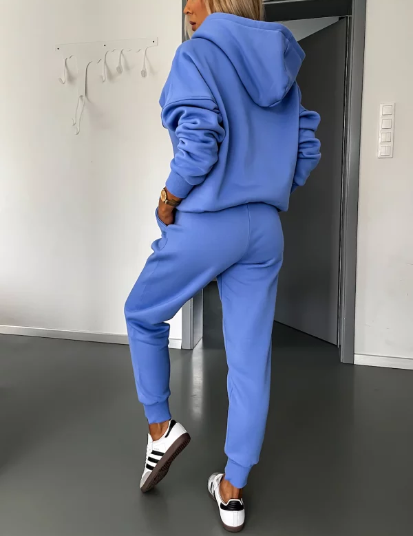 tweedelige-set-modern-en-elegant-comfortabele-hoodie-joggers-437.png